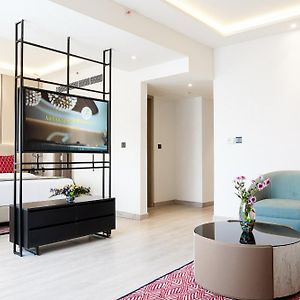 Junior King Suite Premium Wing